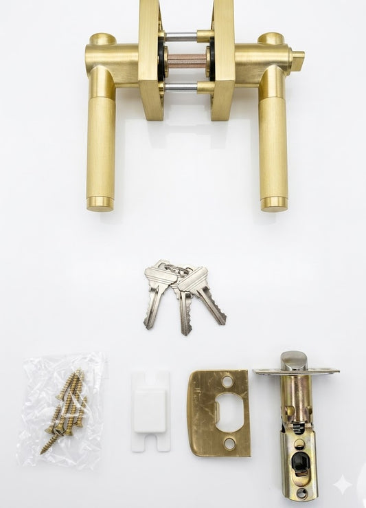 Round Reeded Entrance Set With Key-Brushed Brass